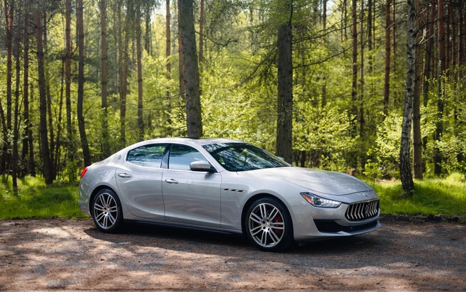 Maserati Ghibli cena 195000 przebieg: 133600, rok produkcji 2018 z Prochowice małe 326